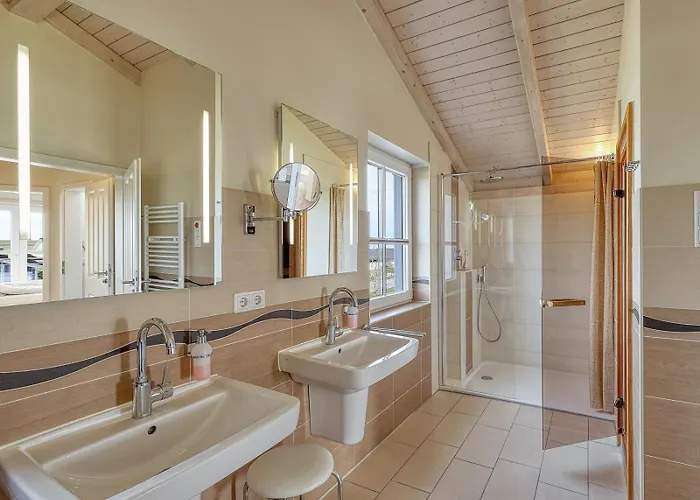 Niss'holm 3 - Mit Garten, Kamin Und Sauna *